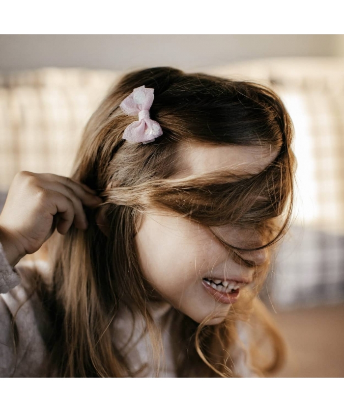 Girl head clip (Pink tulle bow)