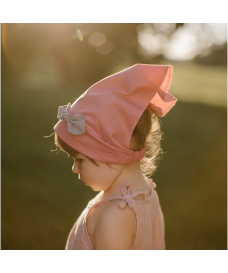 Vaikiškos skarelės, kepurės nuo saulės